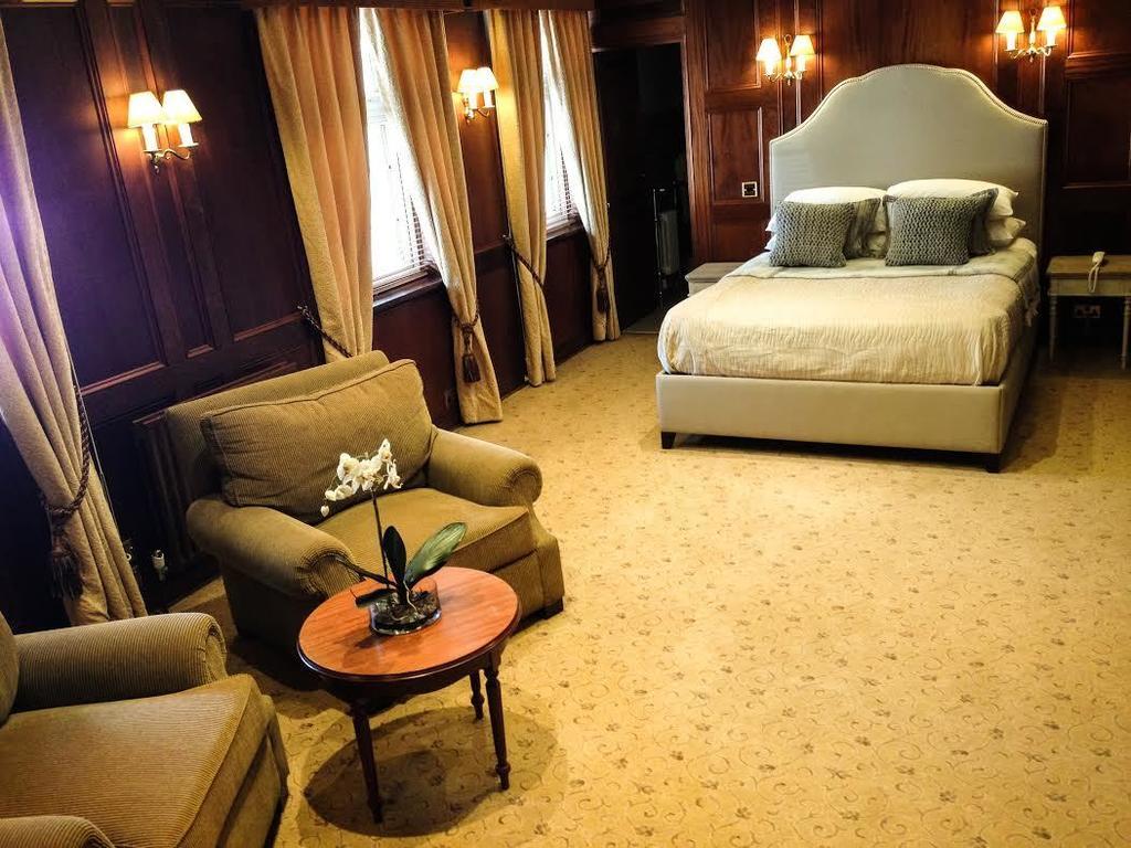Hotel The Falcon Farnborough (Hampshire)